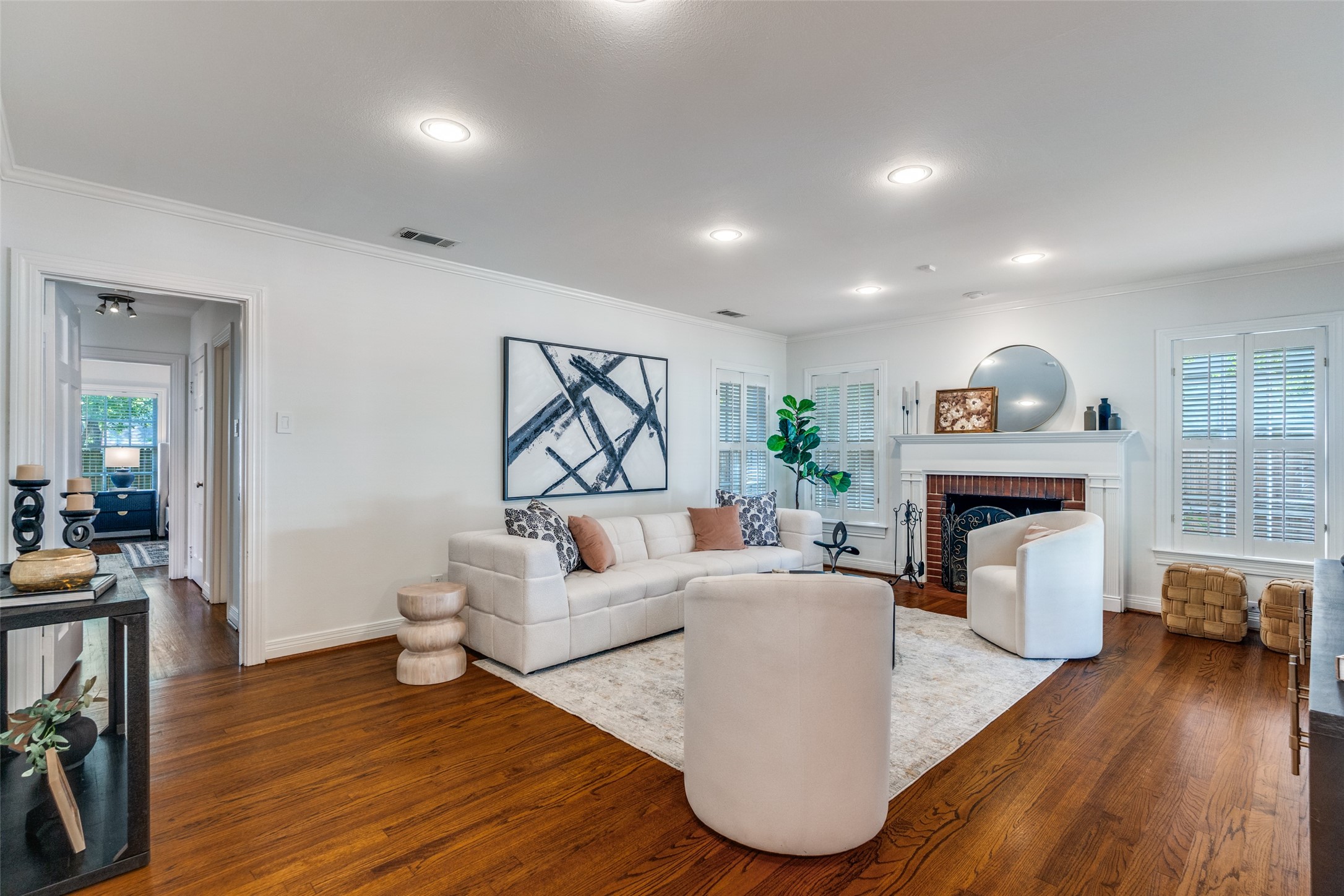 6140 Kenwood Avenue Dallas TX 75214