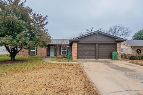 2920 David Lane Arlington TX 76013