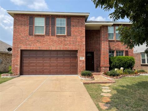 5912 English Manor Road Denton TX 76210