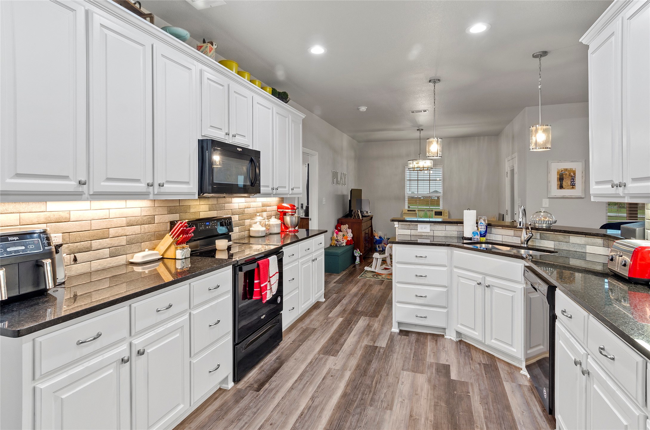 141 Walnut Street Paradise TX 76073
