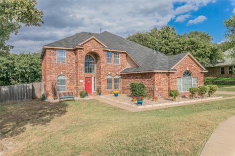 1412 Hummingbird Court Crowley TX 76036