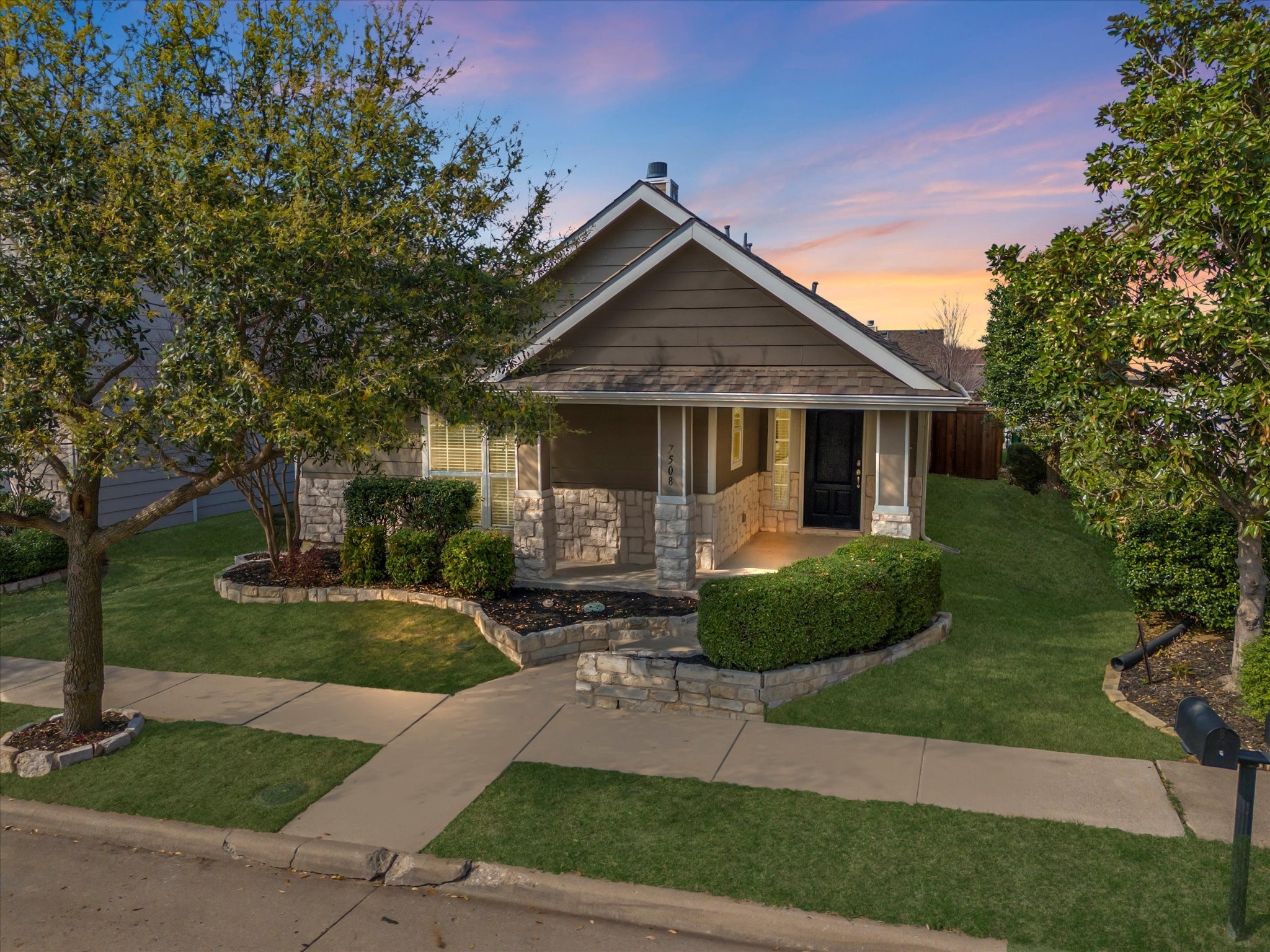 7508 Red Feather Trail Mckinney TX 75070