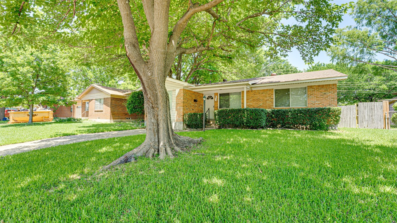 211 E Rio Grande Street Garland TX 75041