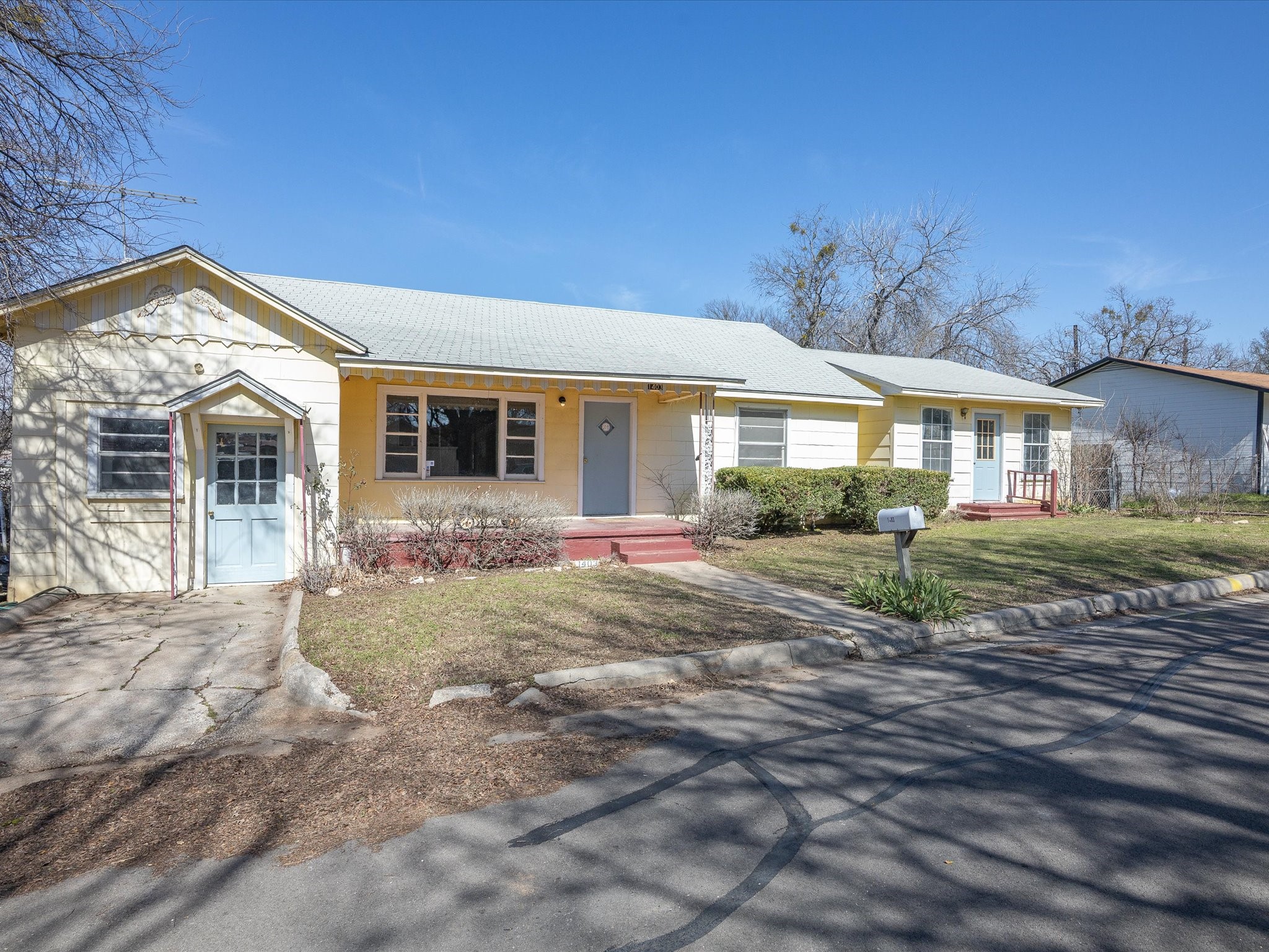 1403 Hovey Street Bridgeport TX 76426