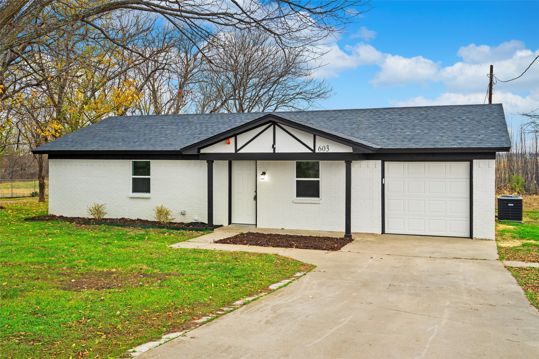 603 County Road 4925 Haslet TX 76052