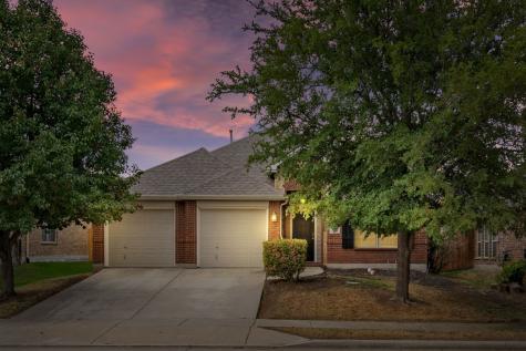 828 Lake Worth Trail Little Elm TX 75068