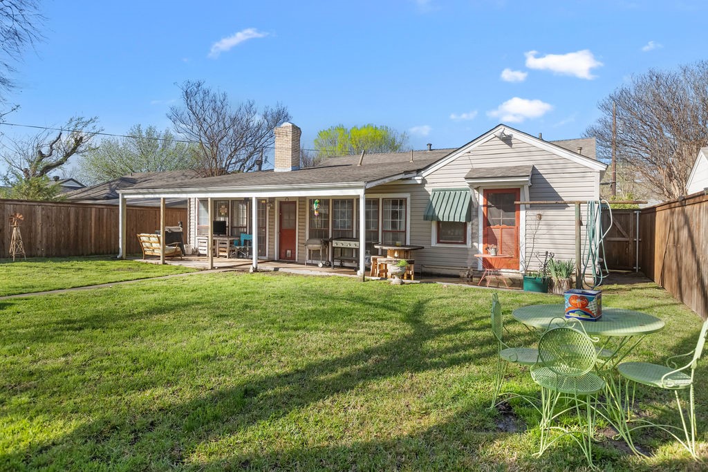 1617 N Ricketts Street Sherman TX 75092