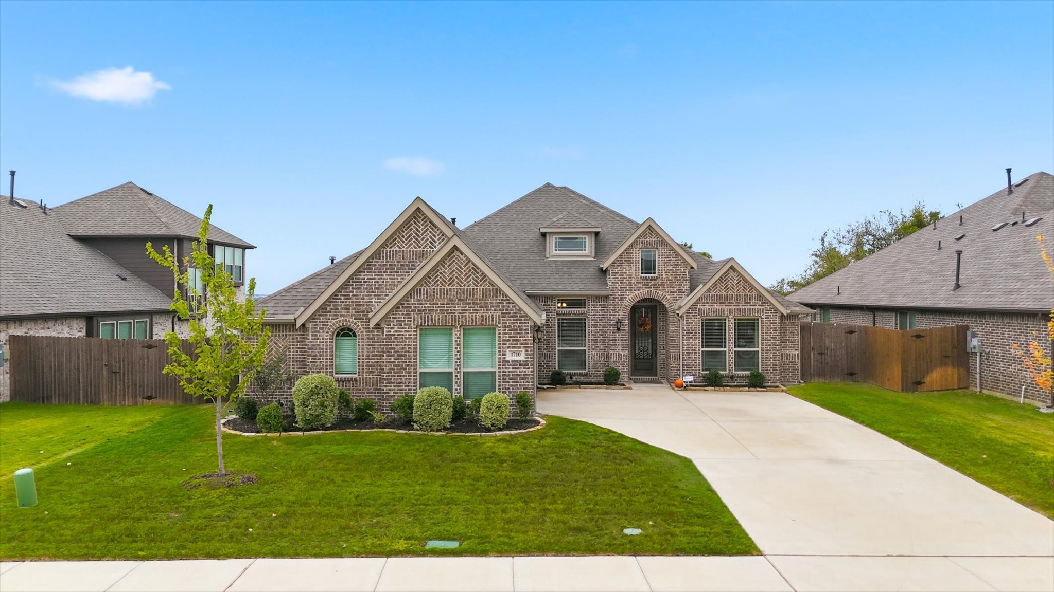 1710 Summer Lane Midlothian TX 76065