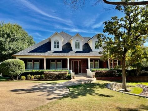 1010 Red Wing Court Mansfield TX 76063
