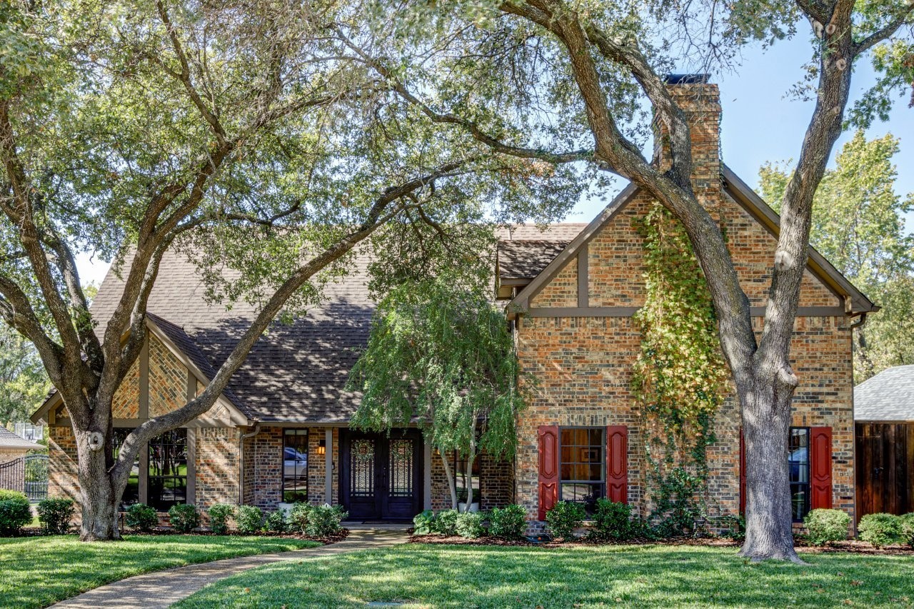 12305 Cross Creek Drive Dallas TX 75243