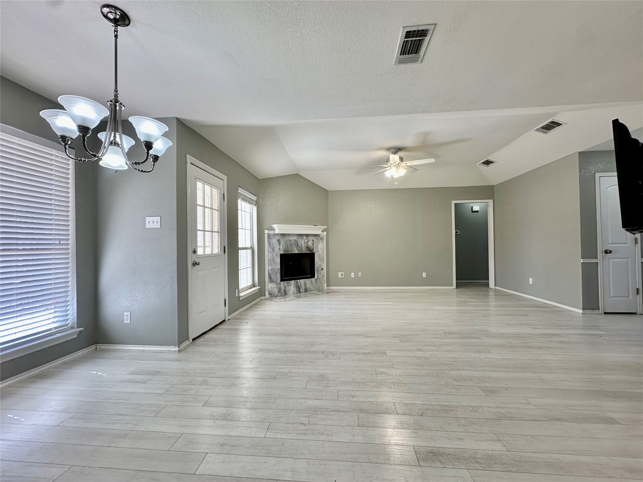 205 N Meadowview Drive Waxahachie TX 75165