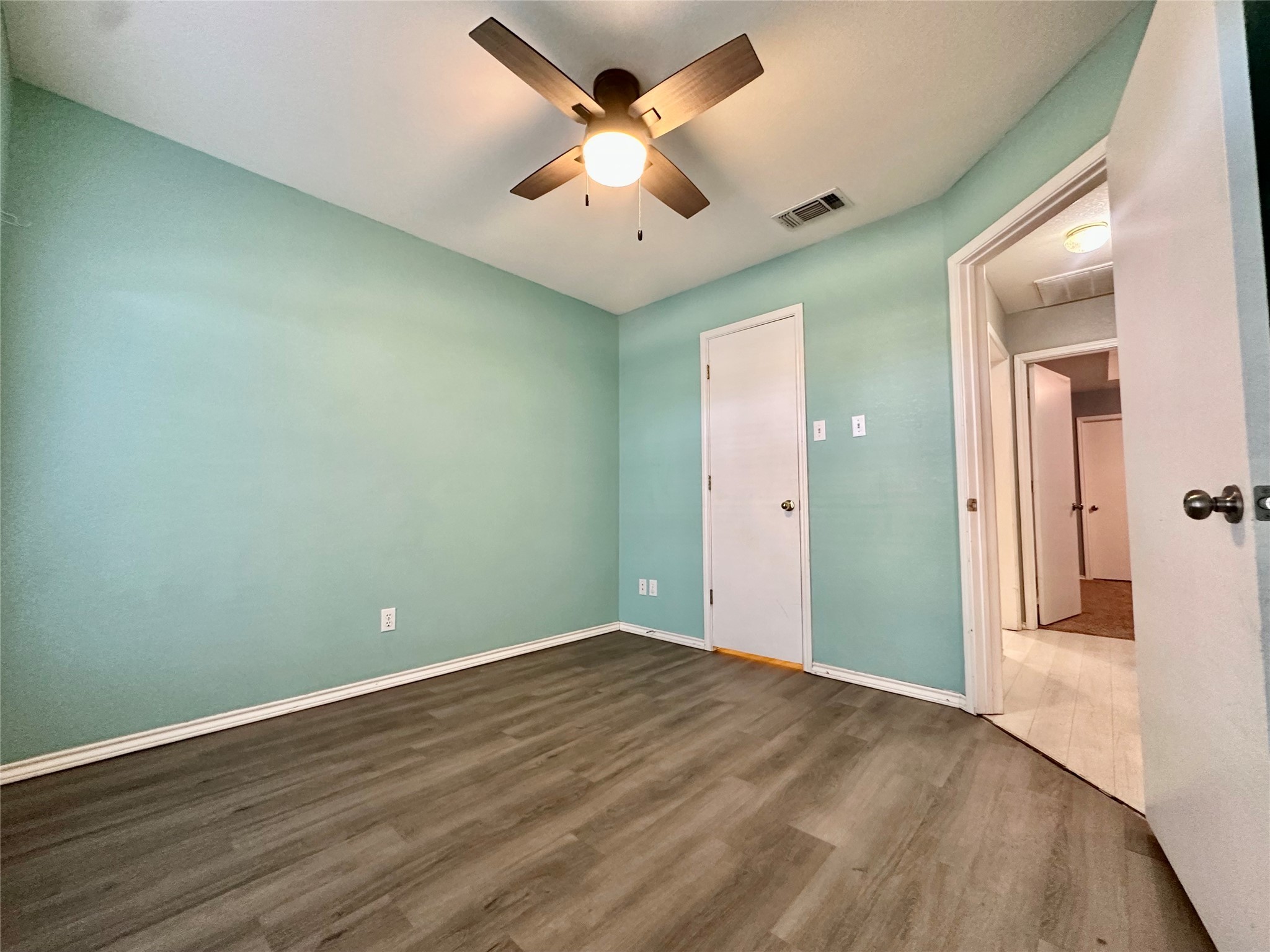 205 N Meadowview Drive Waxahachie TX 75165