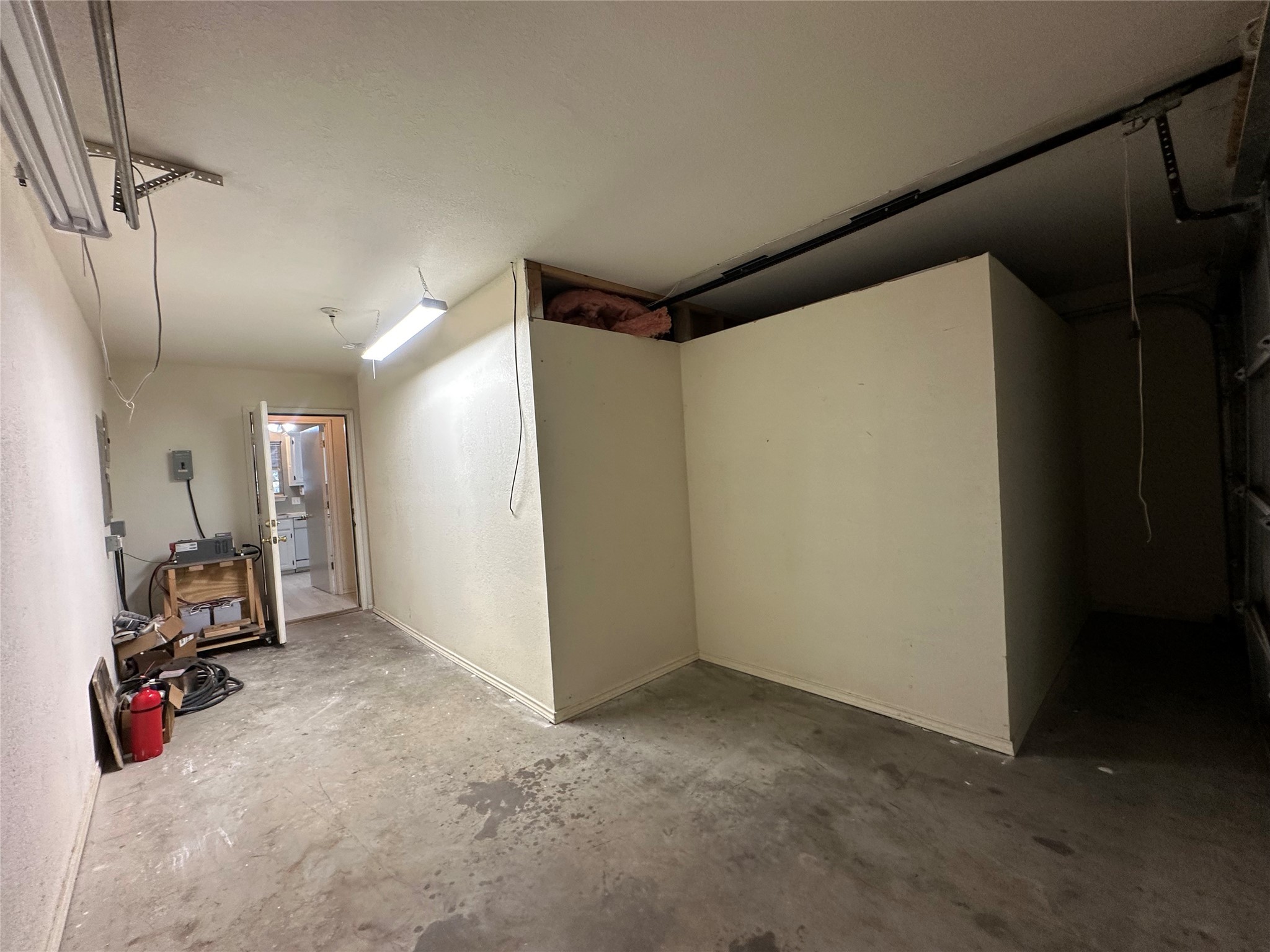 205 N Meadowview Drive Waxahachie TX 75165