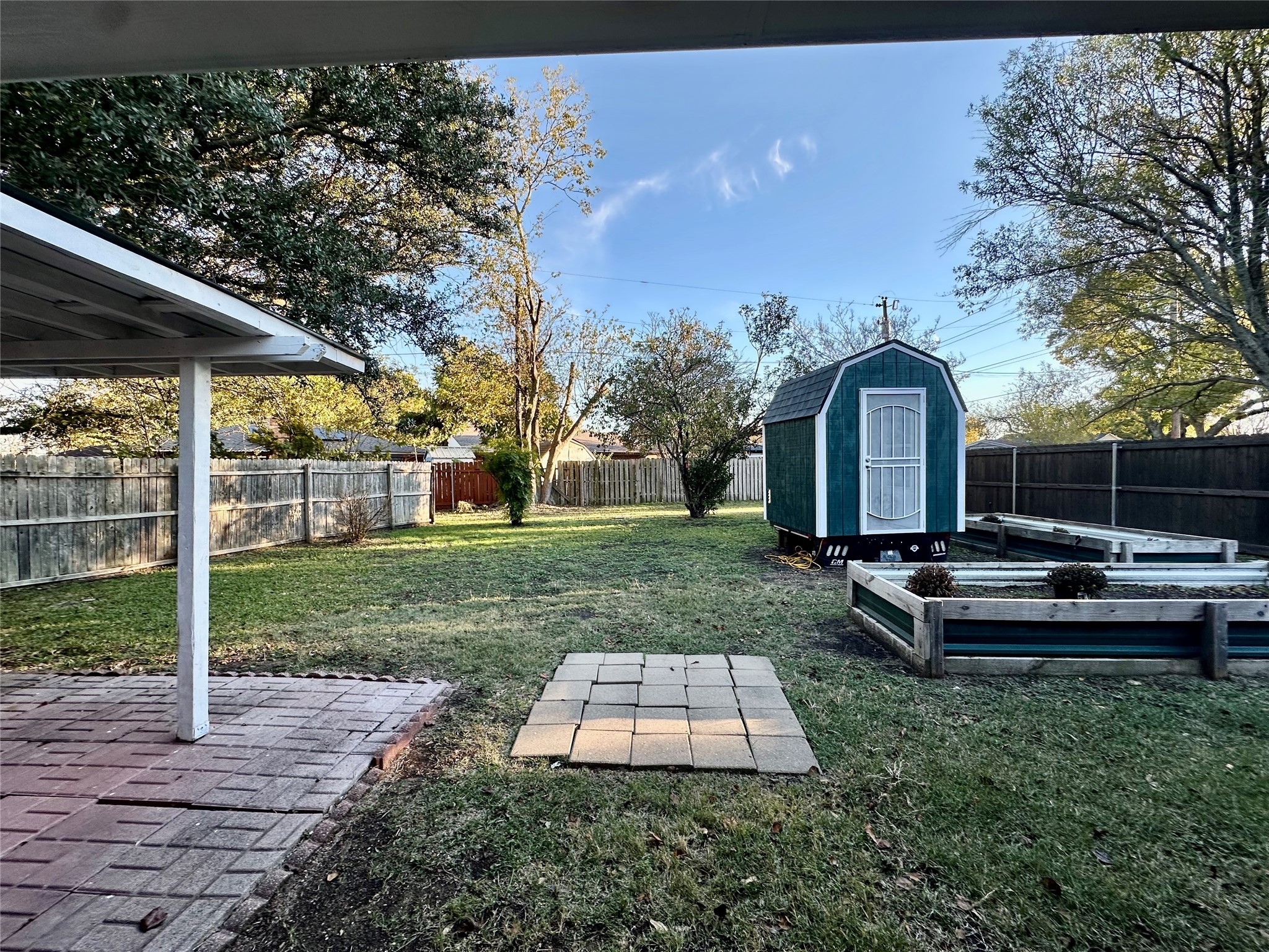 205 N Meadowview Drive Waxahachie TX 75165