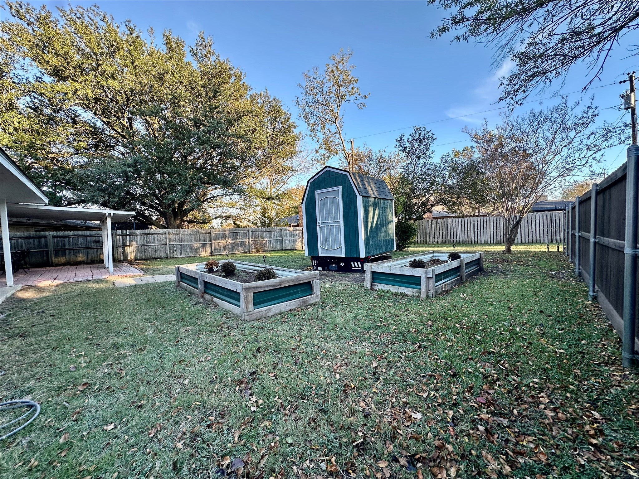 205 N Meadowview Drive Waxahachie TX 75165