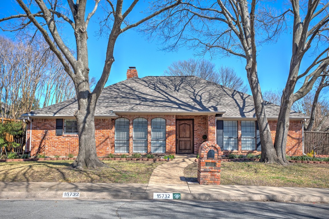 15732 Golden Creek Road Dallas TX 75248