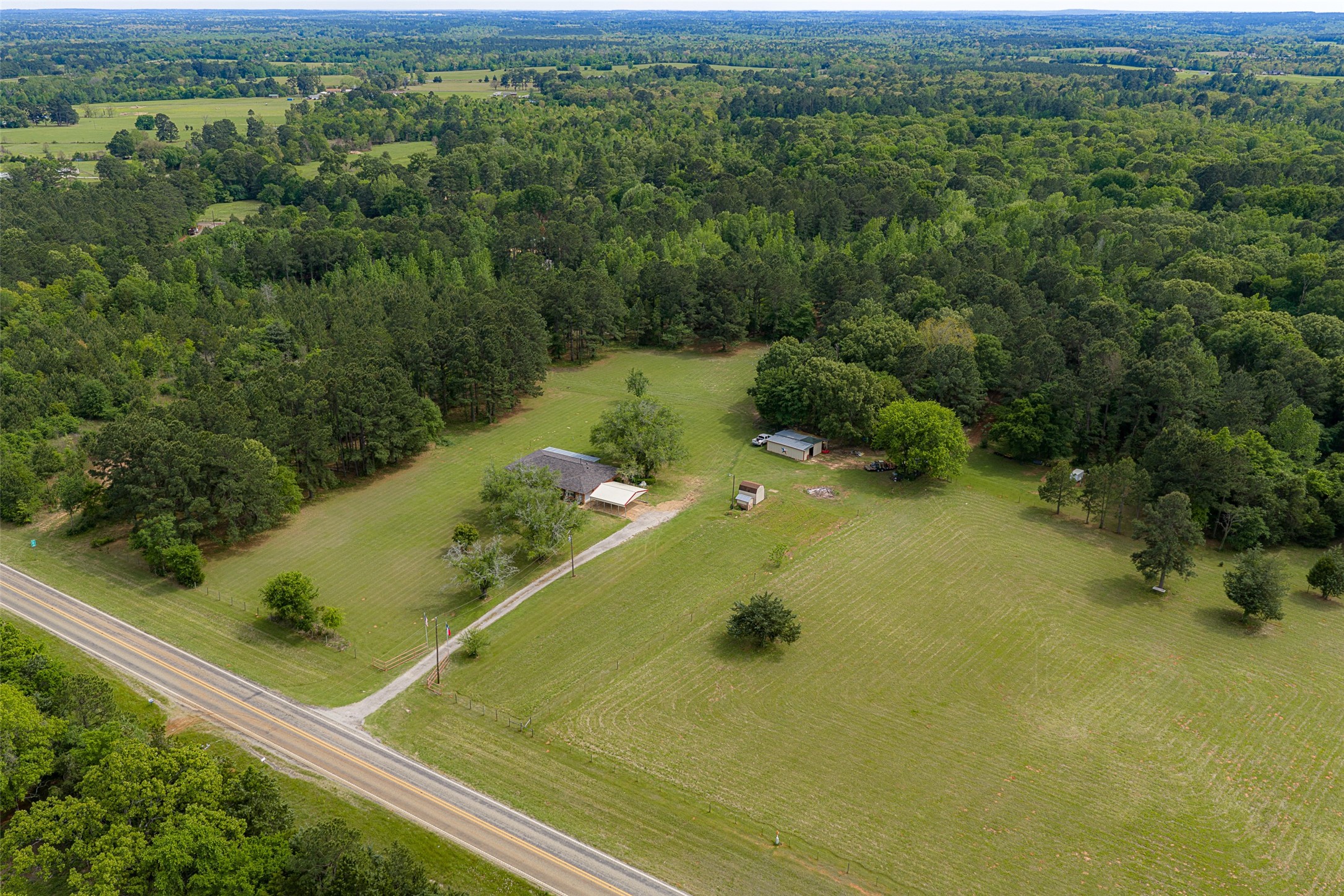 2029 W State Highway 294 Elkhart TX 75839