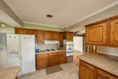 2029 W State Highway 294 Elkhart TX 75839