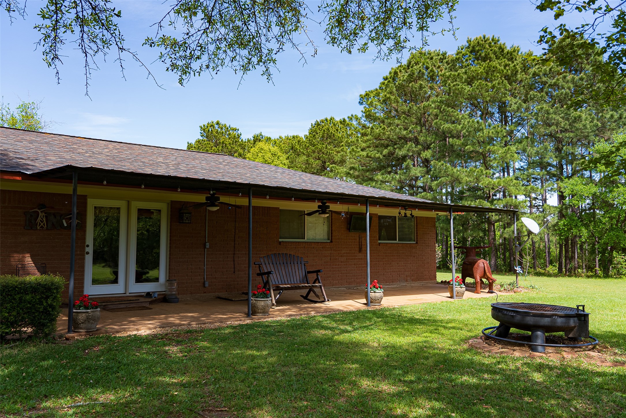 2029 W State Highway 294 Elkhart TX 75839