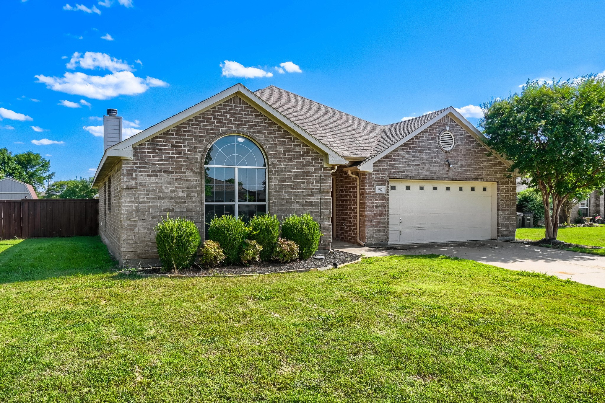 910 W Bois D Arc Street Celina TX 75009