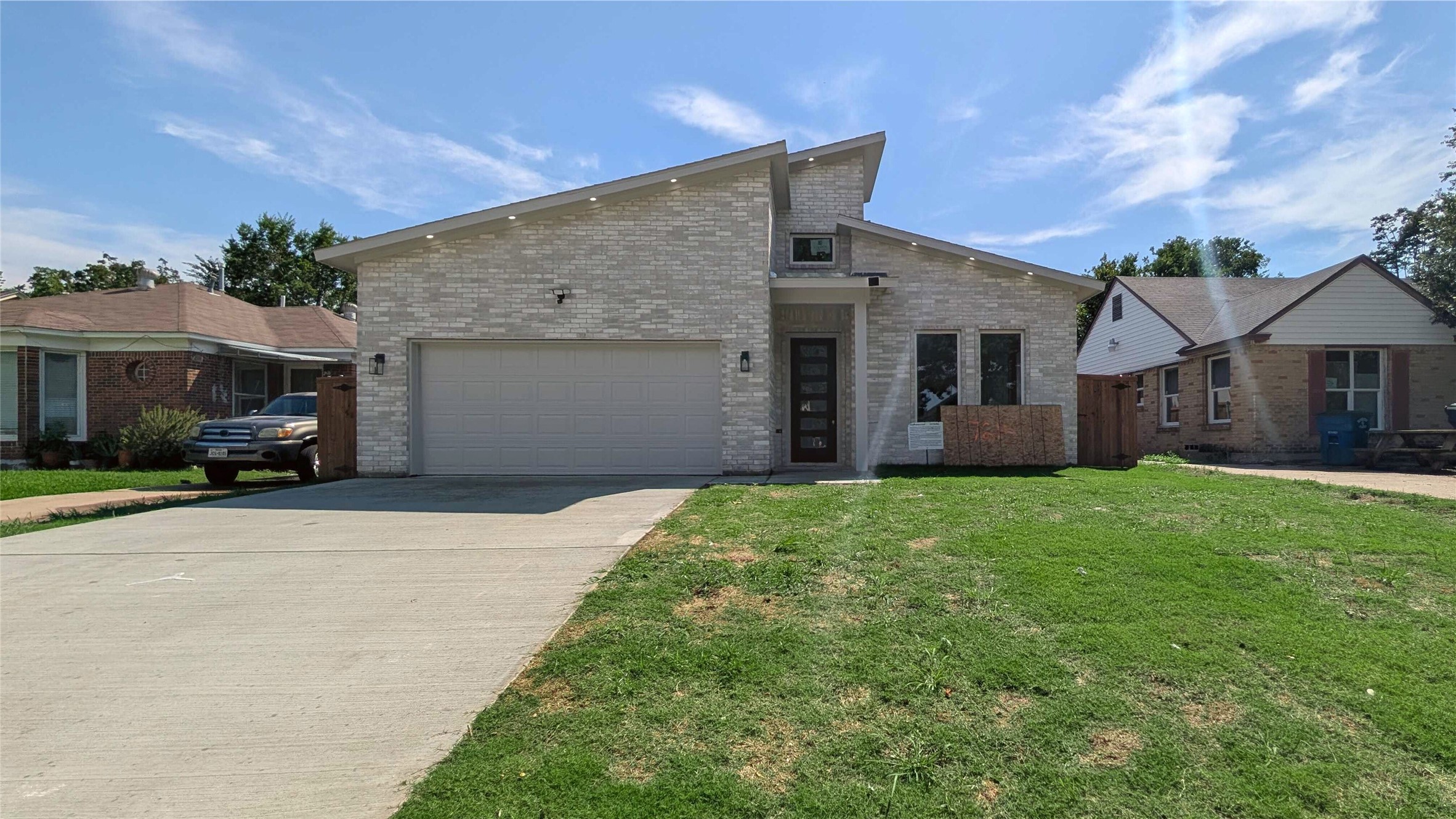 7215 Thurston Drive Dallas TX 75235
