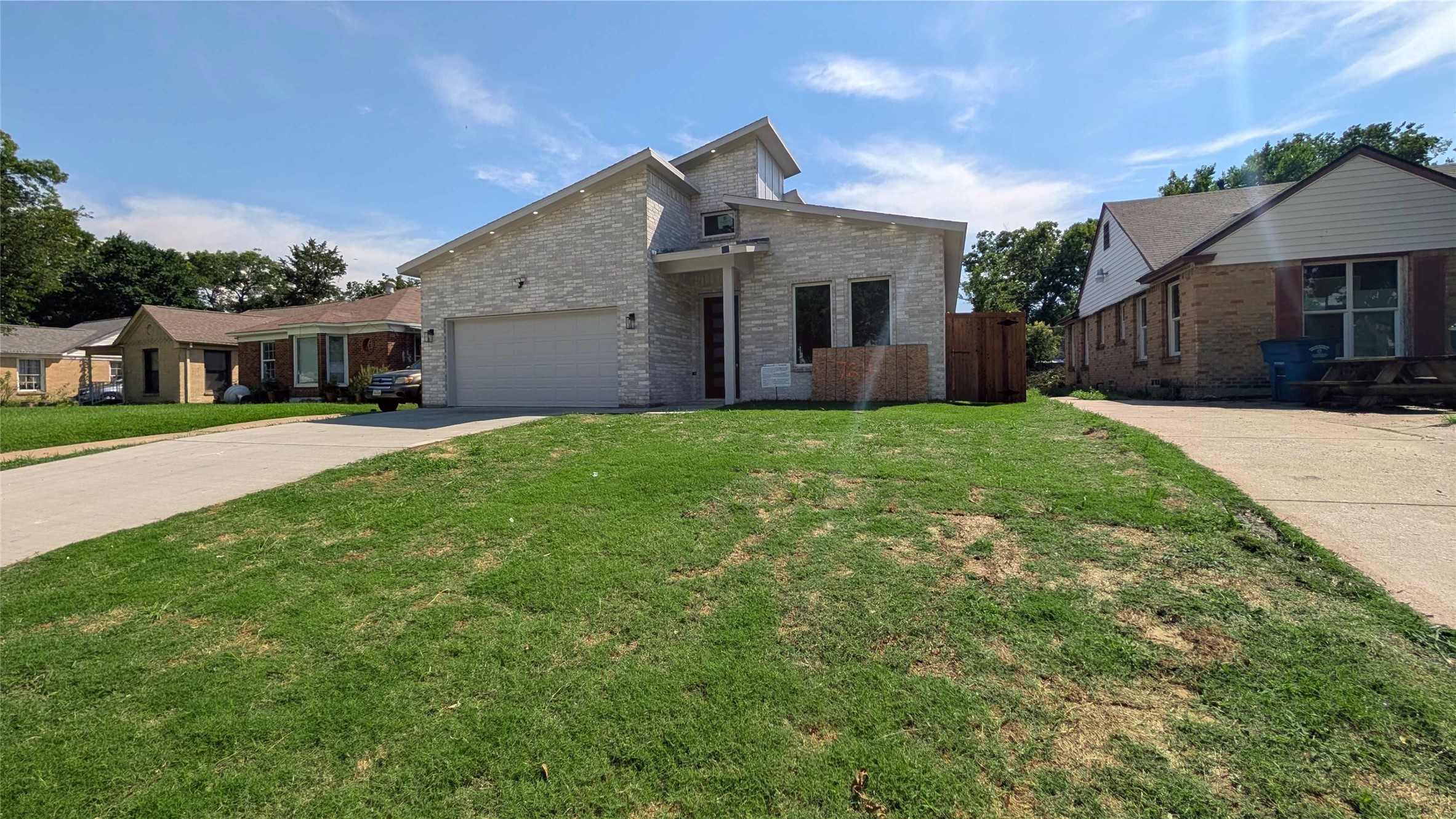 7215 Thurston Drive Dallas TX 75235