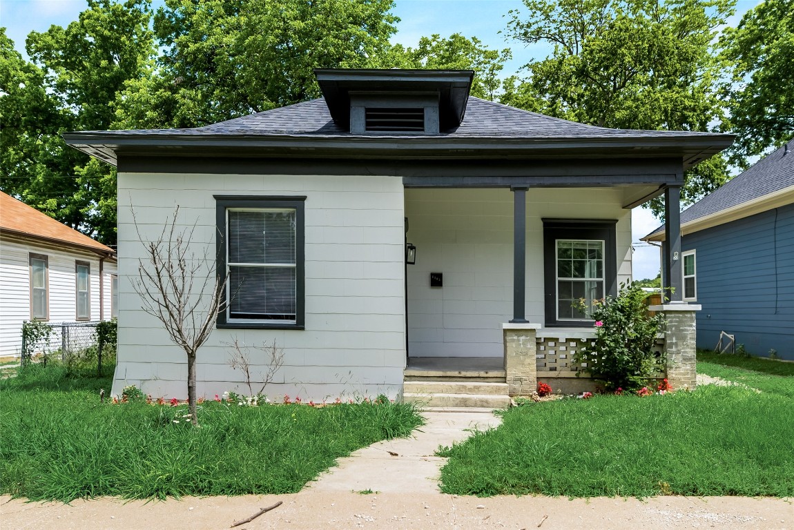 1105 W Chestnut Street Denison TX 75020