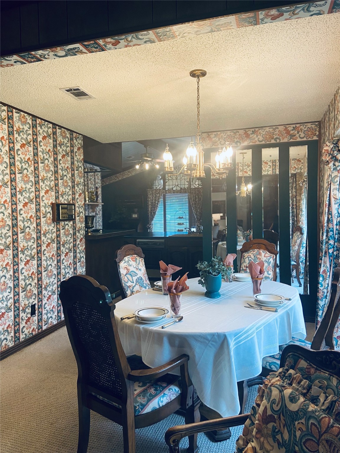 909 Overhill Drive Bedford TX 76022