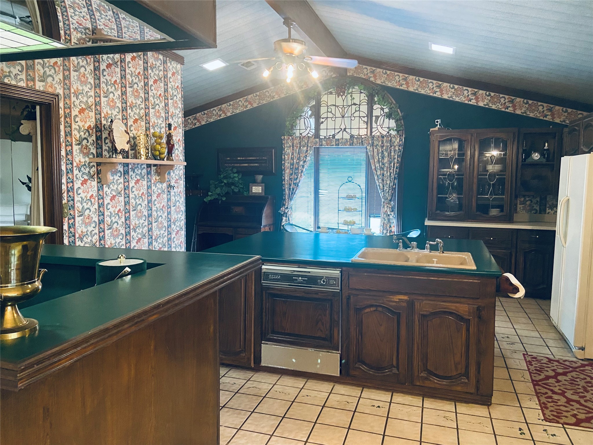 909 Overhill Drive Bedford TX 76022