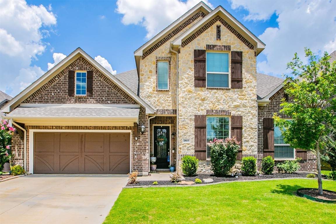 2817 Twin Ridge Drive Arlington TX 76001