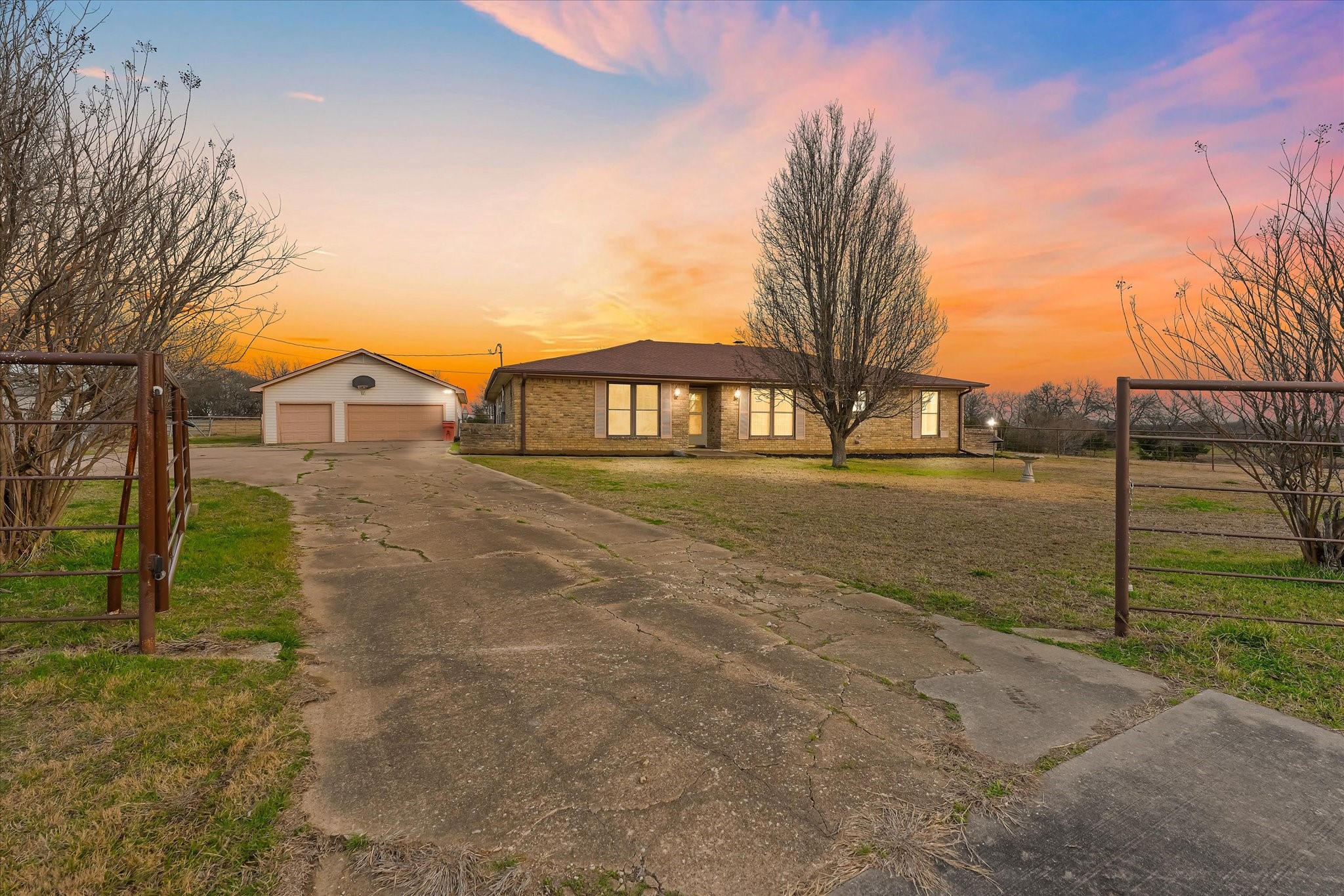 4633 Fm 36 N Celeste TX 75423