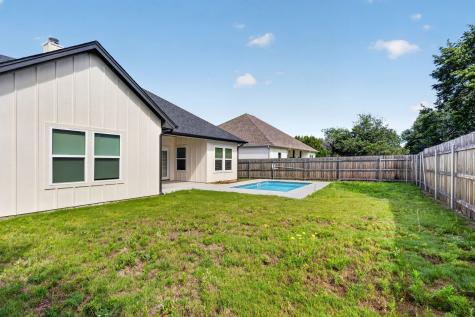 4825 Wichita Street Granbury TX 76048