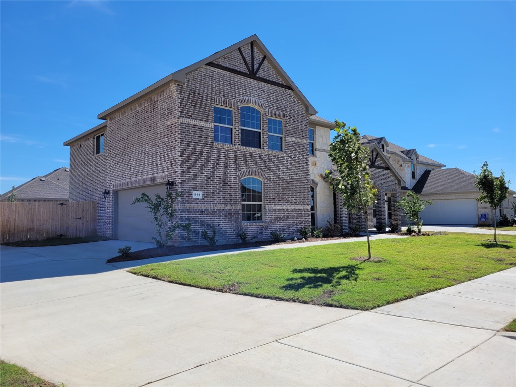 914 Lauren Drive Midlothian TX 76065