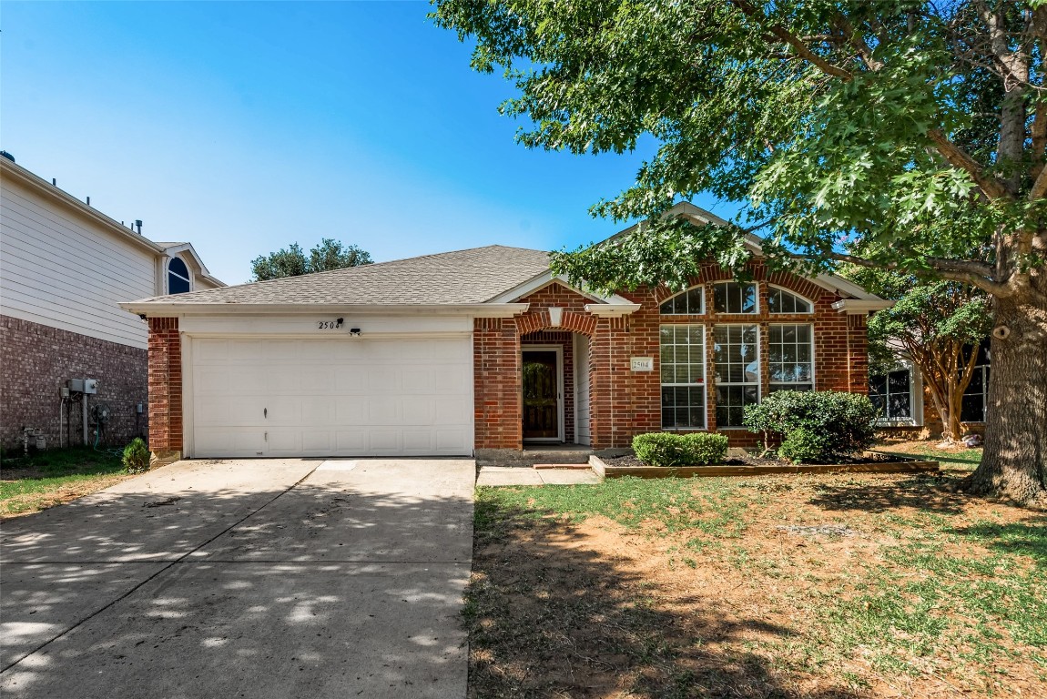 2504 Champlain Lane Denton TX 76210