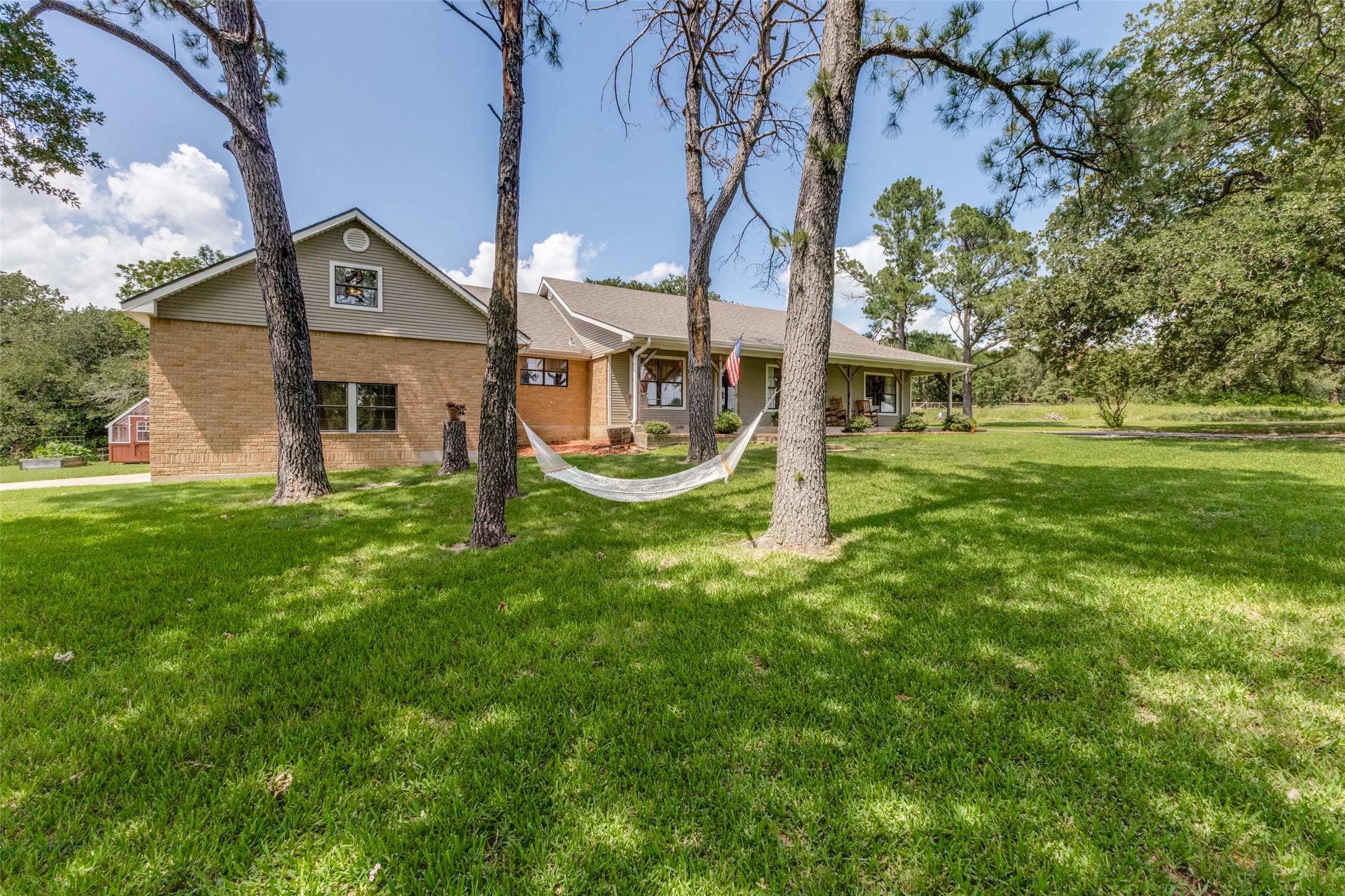 1448 Cr 123 Gainesville TX 76240