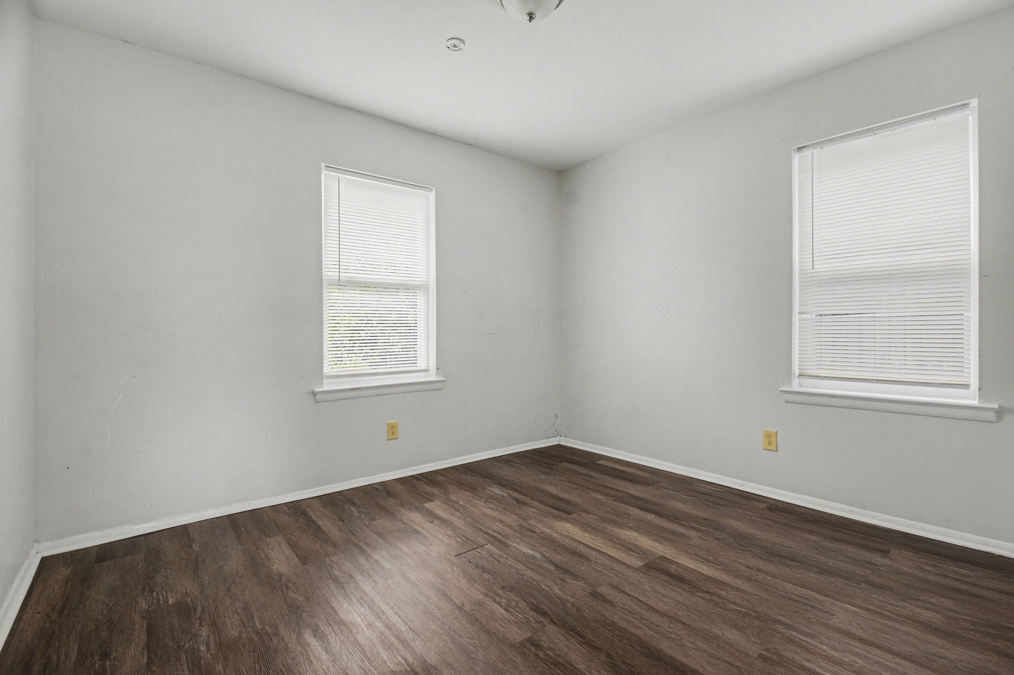 1312 Highland Street Mesquite TX 75149
