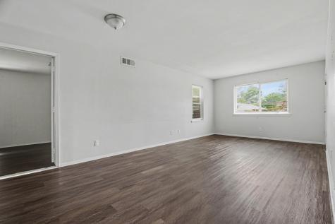1312 Highland Street Mesquite TX 75149