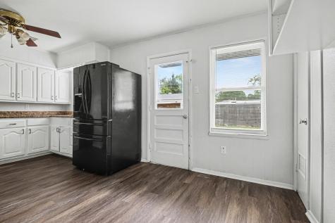 1312 Highland Street Mesquite TX 75149