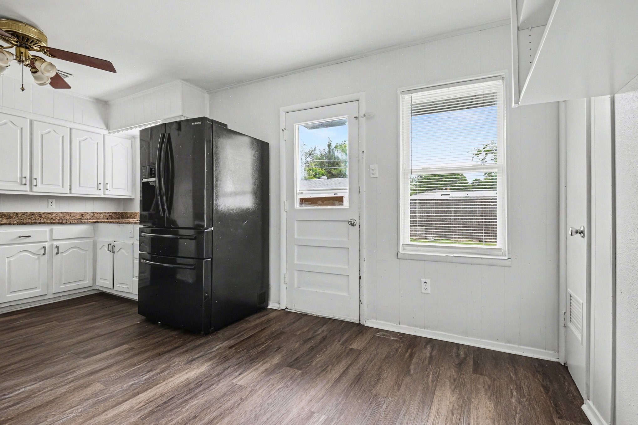 1312 Highland Street Mesquite TX 75149