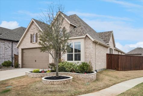 4737 Pin Oak Court Aubrey TX 76227