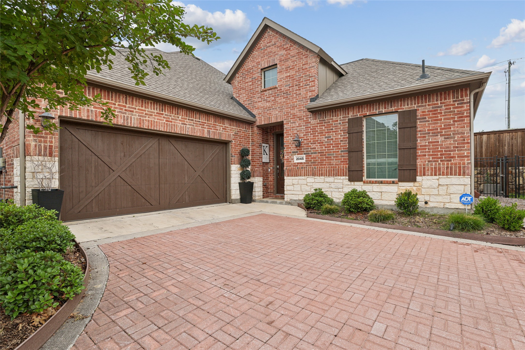 2045 Spotted Fawn Drive Arlington TX 76005