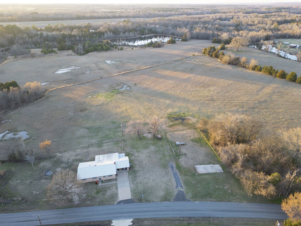 1124 County Road 2351 Mineola TX 75773