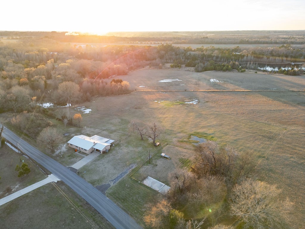 1124 County Road 2351 Mineola TX 75773