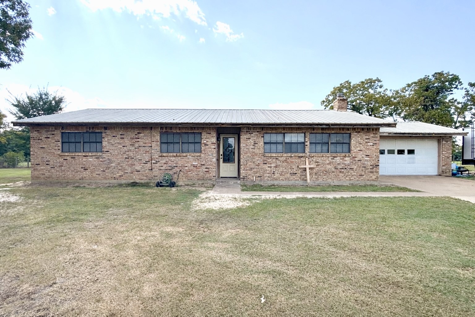1124 County Road 2351 Mineola TX 75773