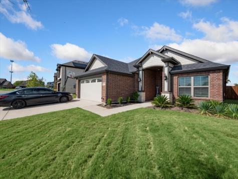 121 Deer Crossing Drive Waxahachie TX 75165