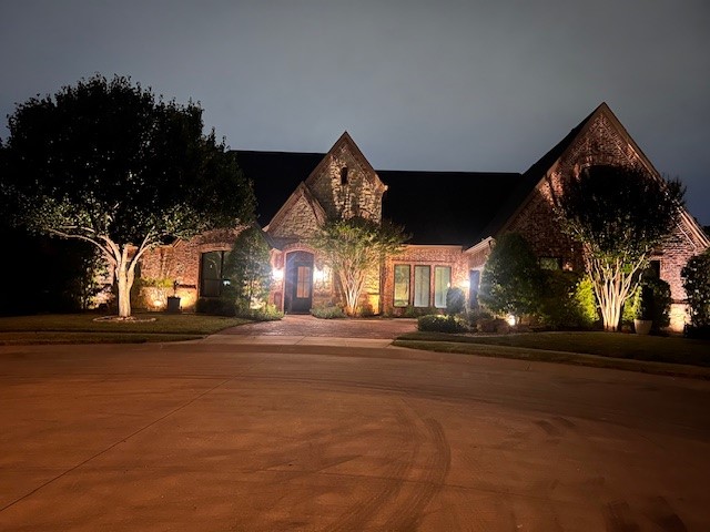 4001 Fairmont Court Bedford TX 76021