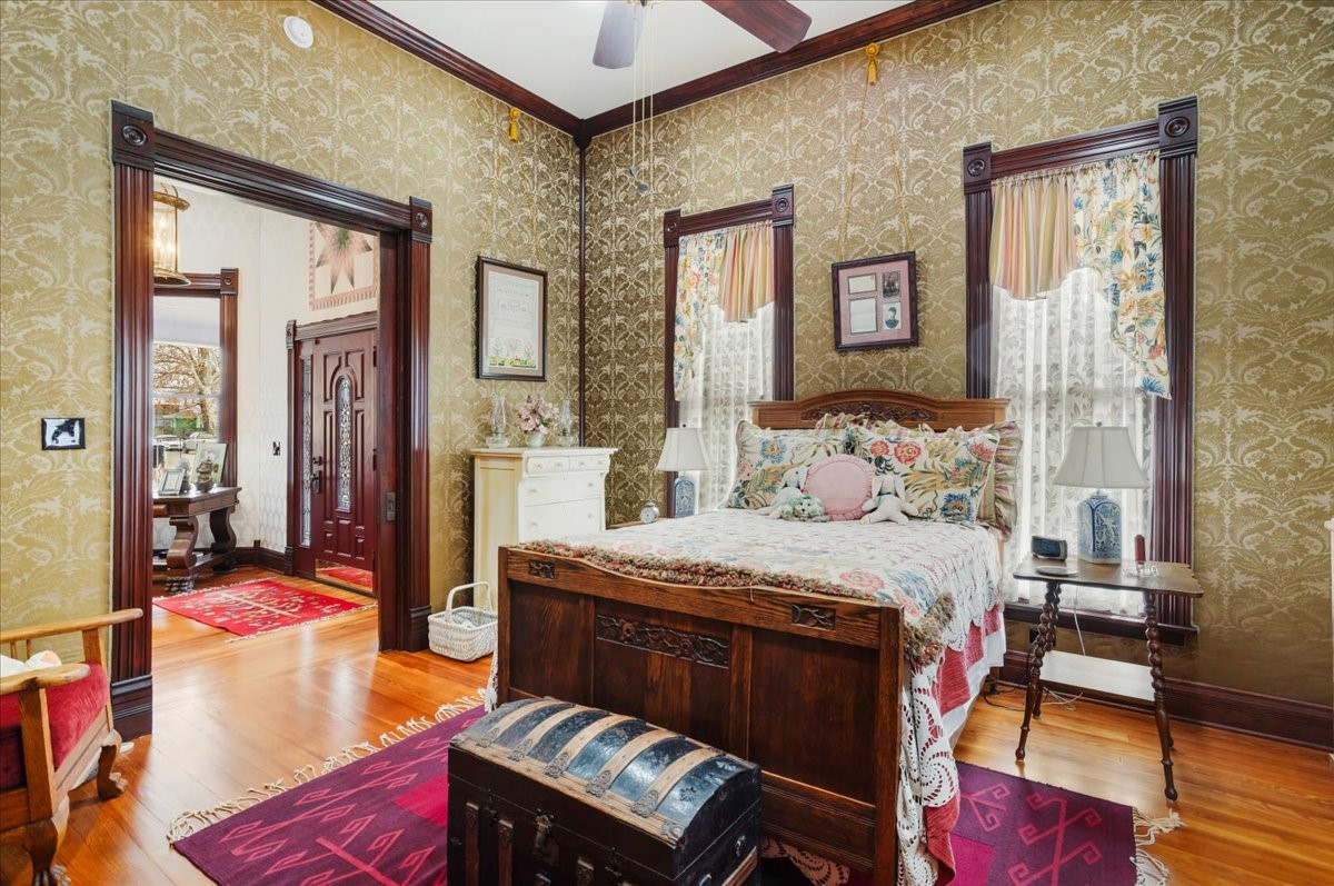 300 W 6th Street Bonham TX 75418