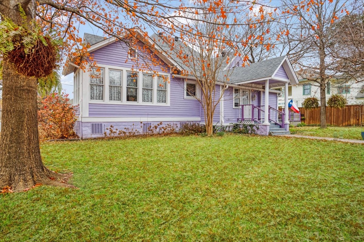 300 W 6th Street Bonham TX 75418