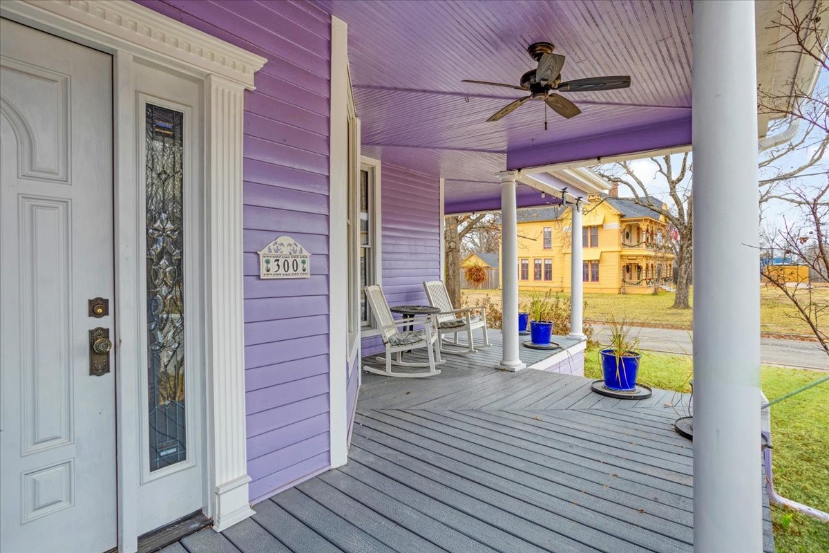 300 W 6th Street Bonham TX 75418