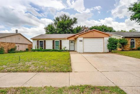 3725 Bridalwreath Drive Fort Worth TX 76133